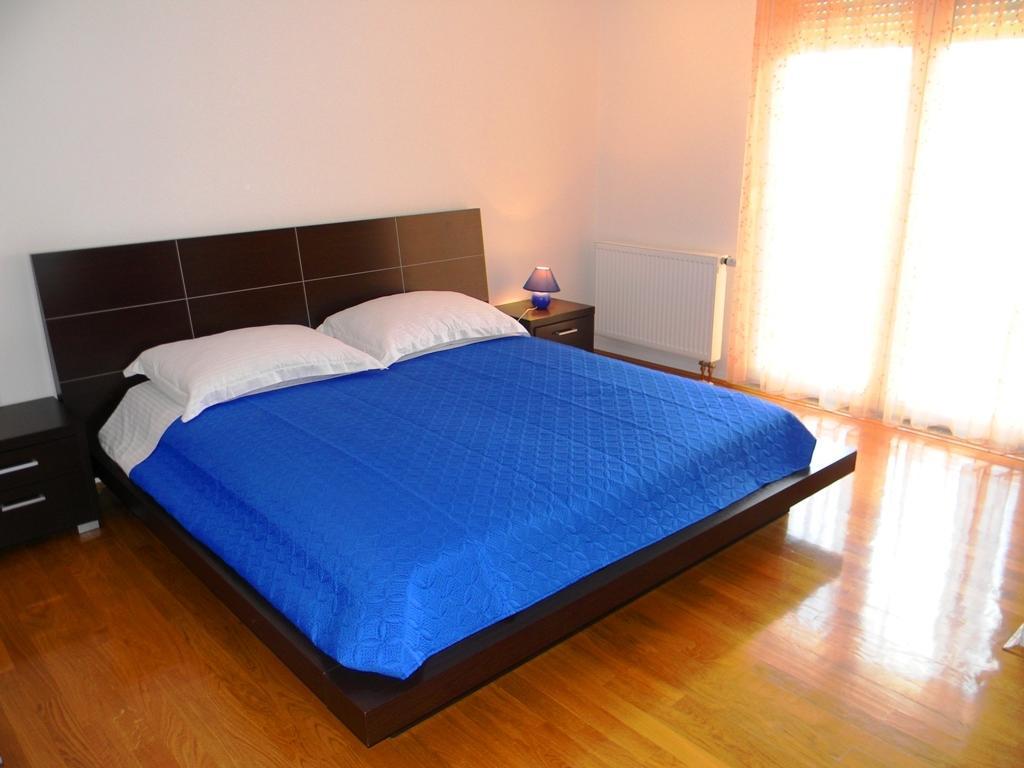 Apartment Luxury Cream Kastela Room photo