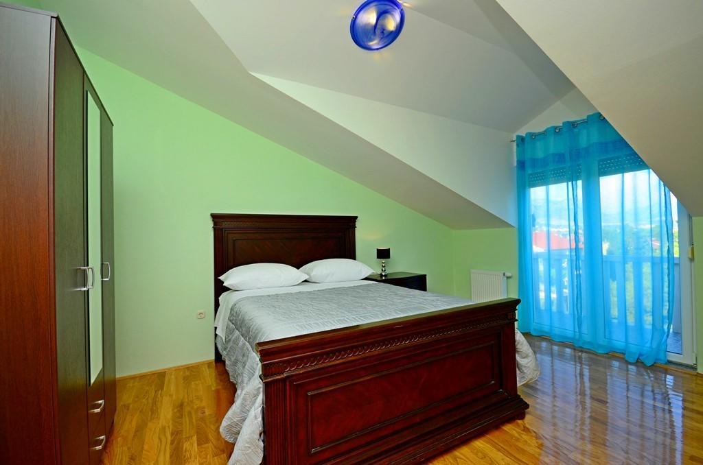 Apartment Luxury Cream Kastela Room photo