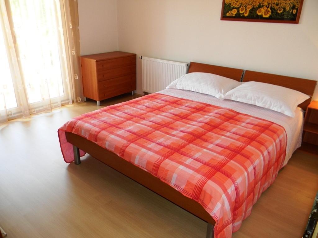 Apartment Luxury Cream Kastela Room photo